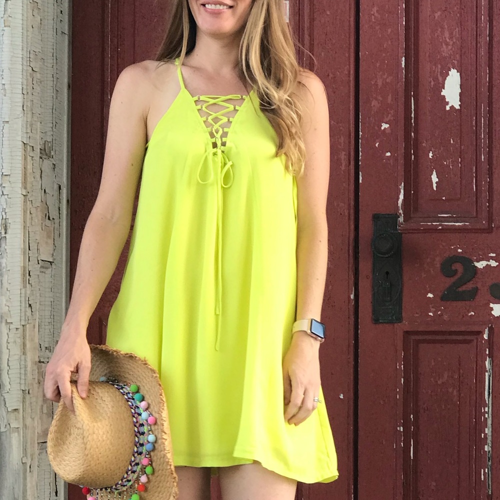 Vibrant Yellow Date Night/GNO Dress + Free Gift***